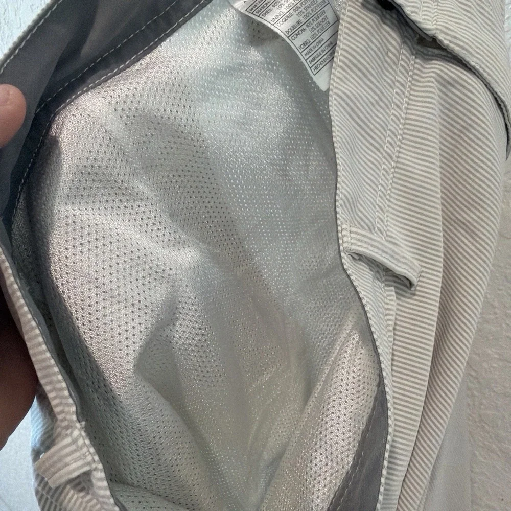 Cova Men's Shirts Pinstripe Stretch Athletic Material Size 38